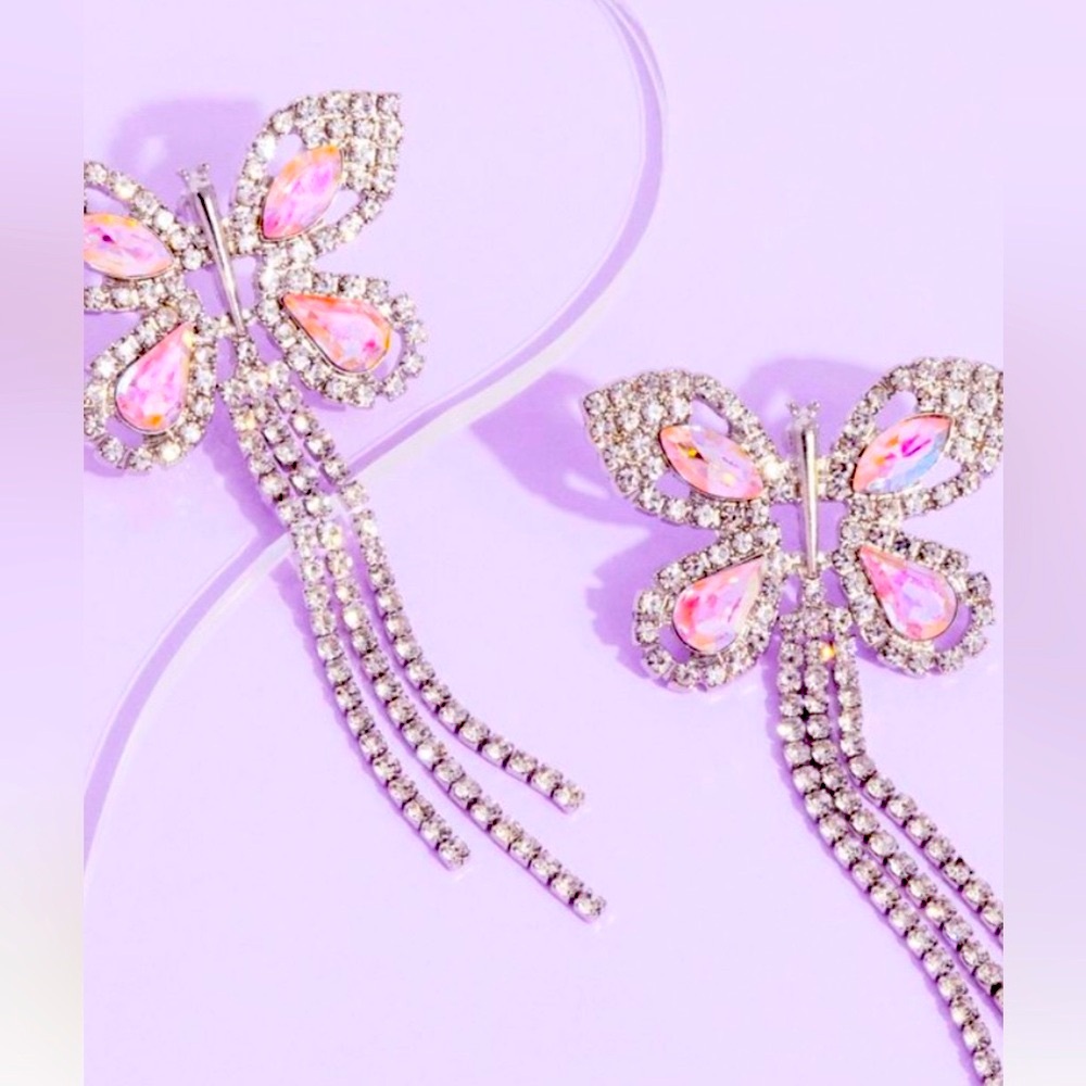 💖🦋💖STUNNING BUTTERFLIES❗️PAPARAZZI “NEXT SOAR” PINK POST EARRINGS❗️💖🦋💖
